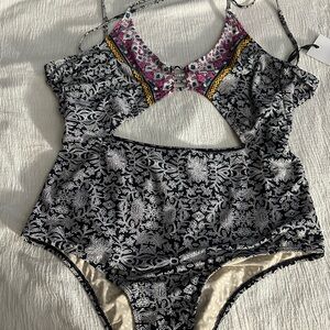 One Piece Swimsuit XL